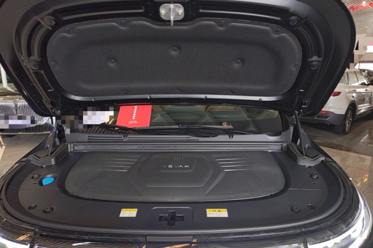 Used VOYAH Dream 2025 PHEV Four-Wheel Drive Prestige Qiankun Edition Engine Bay