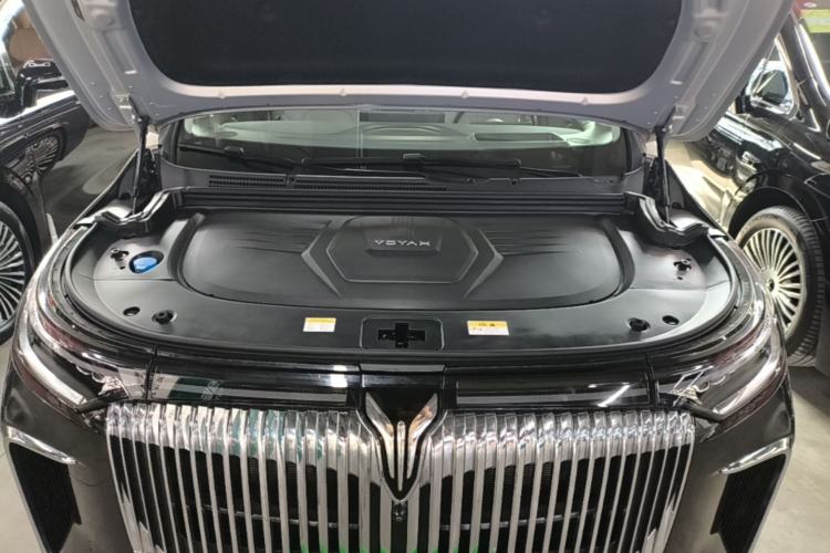 Used VOYAH Dream 2025 PHEV Four-Wheel-Drive Flagship Version – Qiankun Edition Engine Bay