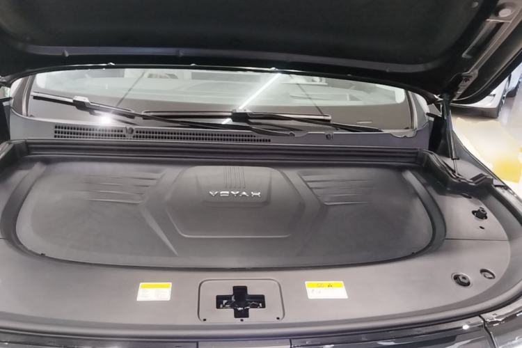 Used VOYAH Dream 2025 PHEV Four-Wheel Drive Prestige Qiankun Edition Engine Bay