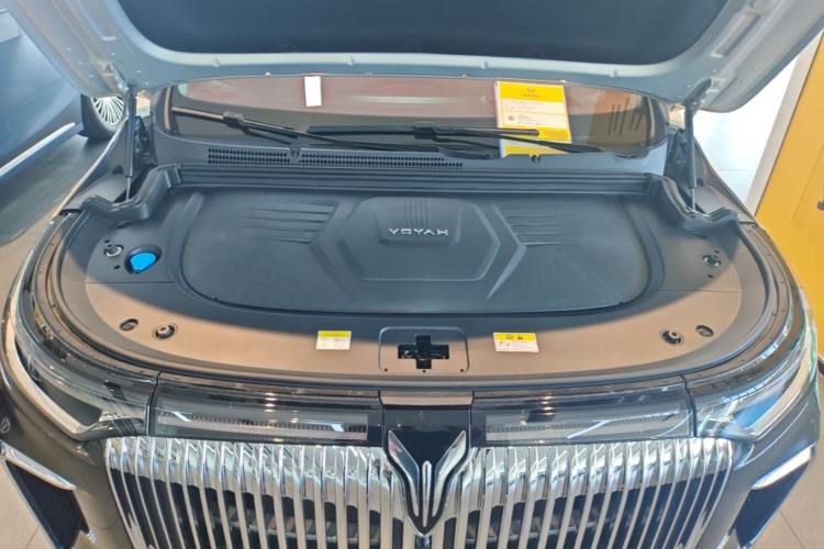Used VOYAH Dream 2025 PHEV Four-Wheel-Drive Flagship Version – Qiankun Edition Engine Bay