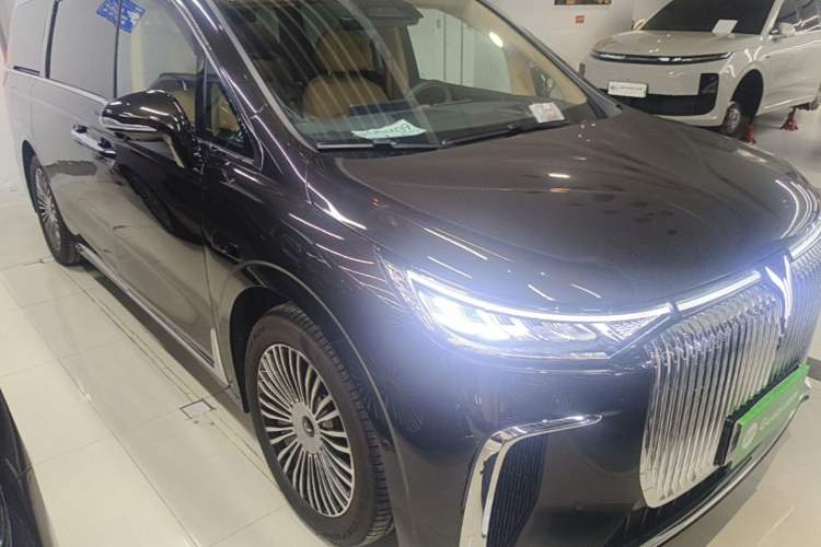Used VOYAH Dream 2025 PHEV Four-Wheel Drive Prestige Qiankun Edition Exterior 1