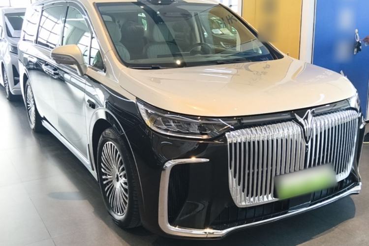 Used VOYAH Dream 2025 PHEV Four-Wheel-Drive Flagship Version – Qiankun Edition Exterior 1
