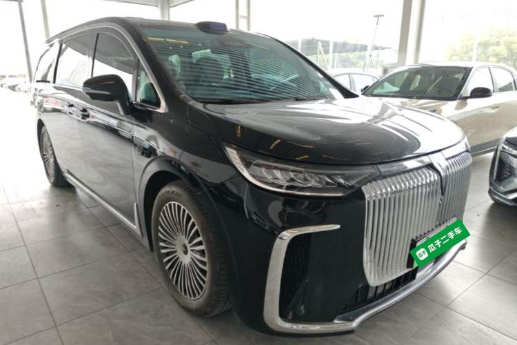 Used VOYAH Dream 2025 PHEV Four-Wheel-Drive Flagship Version – Qiankun Edition Exterior 1