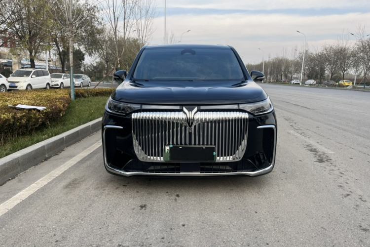 Used VOYAH Dream 2025 EV Four-Wheel Drive Flagship Kunpeng Edition Exterior 1