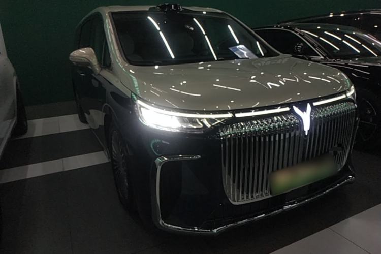 Used VOYAH Dream 2025 PHEV Four-Wheel-Drive Flagship Version – Qiankun Edition Exterior 1