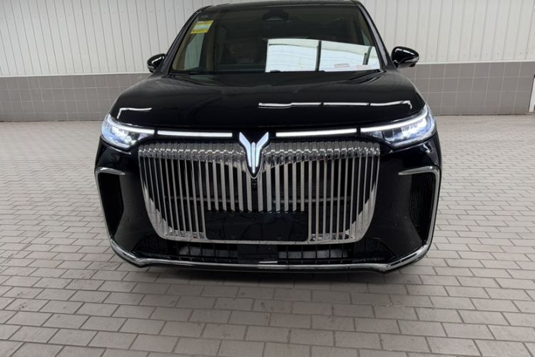 Used VOYAH Dream 2025 PHEV Four-Wheel Drive Excellence Kunpeng Edition Exterior 1