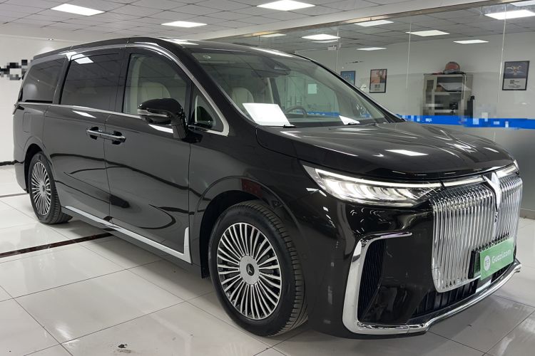 Used VOYAH Dream 2025 PHEV Four-Wheel Drive Prestige Kunpeng Edition Exterior 1