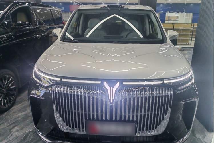 Used VOYAH Dream 2025 PHEV Four-Wheel-Drive Flagship Version – Qiankun Edition Exterior 1