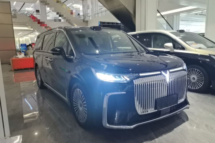 Used VOYAH Dream 2025 PHEV Four-Wheel Drive Excellence Qiankun Edition Exterior 1