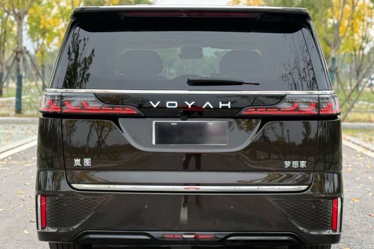 Used VOYAH Dream 2025 PHEV Four-Wheel-Drive Flagship Kunpeng Edition Exterior 2