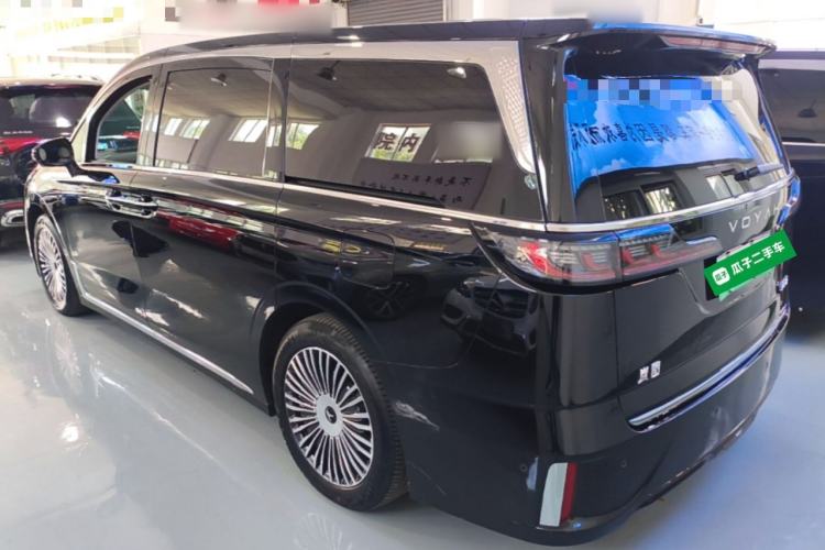 Used VOYAH Dream 2025 PHEV Four-Wheel Drive Prestige Kunpeng Edition Exterior 2