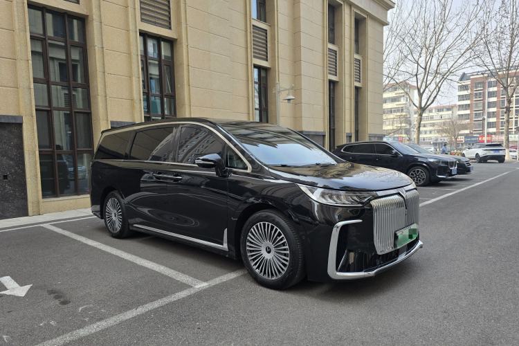 Used VOYAH Dream 2025 PHEV Four-Wheel Drive Prestige Kunpeng Edition Exterior 2