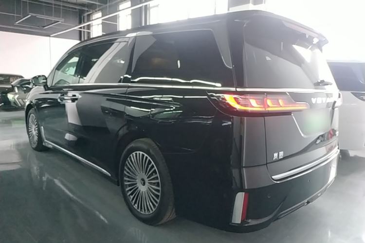 Used VOYAH Dream 2025 PHEV Four-Wheel Drive Prestige Qiankun Edition Exterior 2