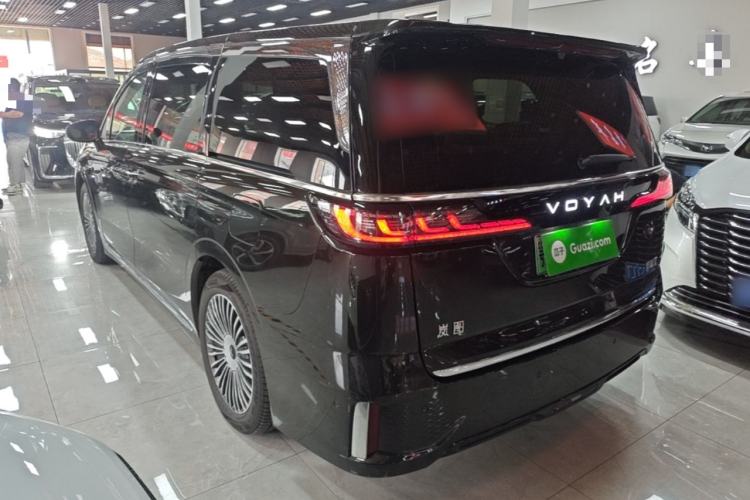 Used VOYAH Dream 2025 PHEV Four-Wheel Drive Prestige Qiankun Edition Exterior 2