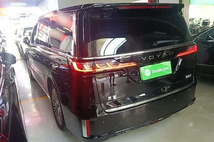 Used VOYAH Dream 2025 PHEV Four-Wheel Drive Prestige Kunpeng Edition Exterior 2