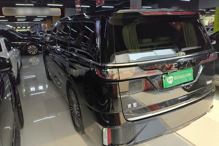 Used VOYAH Dream 2025 PHEV Four-Wheel Drive Prestige Kunpeng Edition Exterior 2