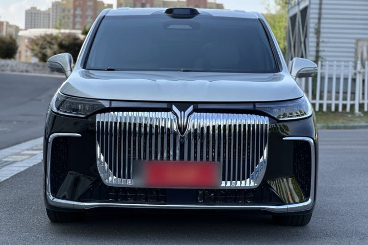 Used VOYAH Dream 2025 PHEV Four-Wheel-Drive Flagship Version – Qiankun Edition Exterior 3