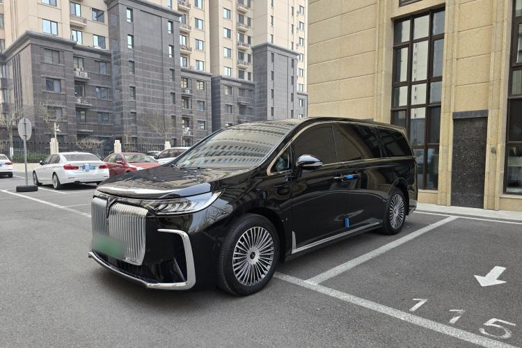 Used VOYAH Dream 2025 PHEV Four-Wheel Drive Prestige Kunpeng Edition Exterior 3