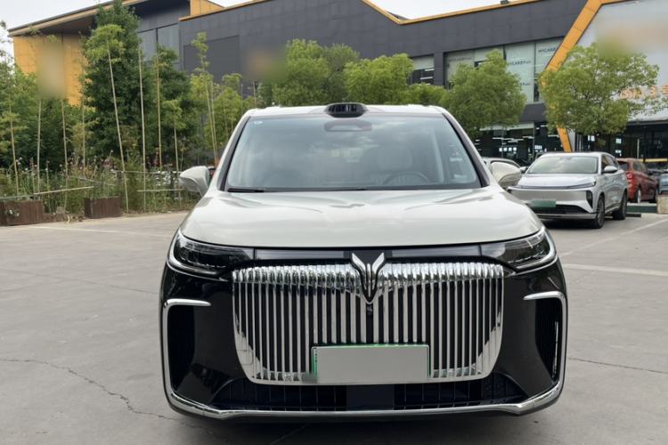 Used VOYAH Dream 2025 EV Four-Wheel-Drive Flagship Qiankun Version Exterior 4