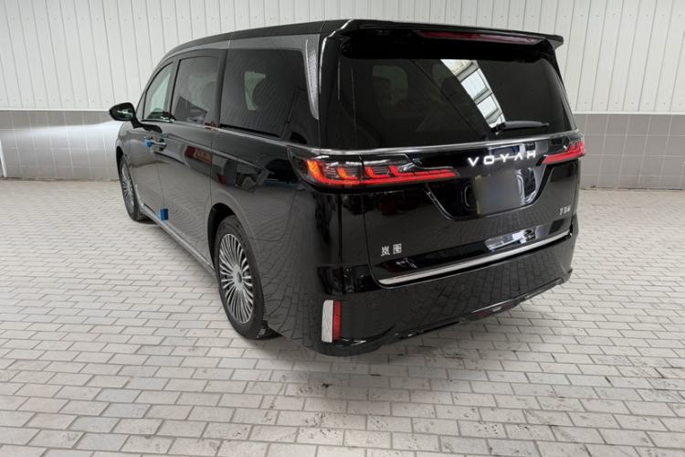Used VOYAH Dream 2025 PHEV Four-Wheel Drive Excellence Kunpeng Edition Exterior 4