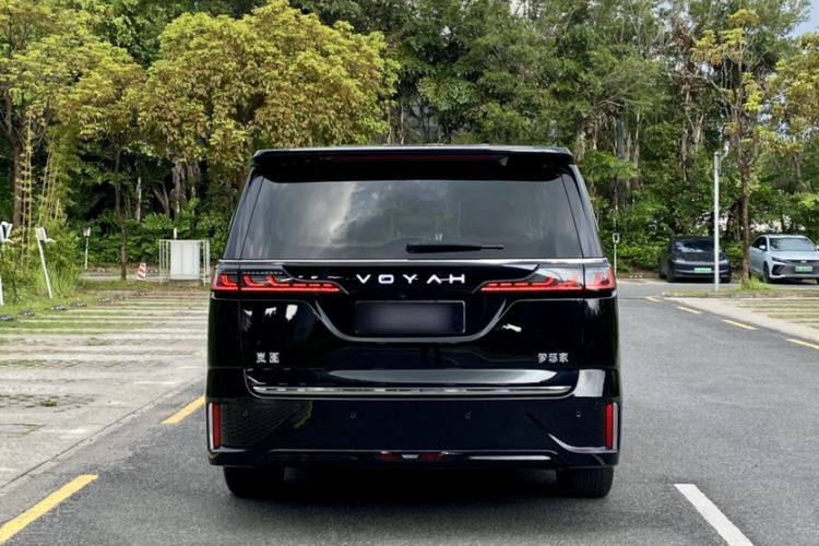 Used VOYAH Dream 2025 PHEV Four-Wheel Drive Prestige Kunpeng Edition Exterior 6