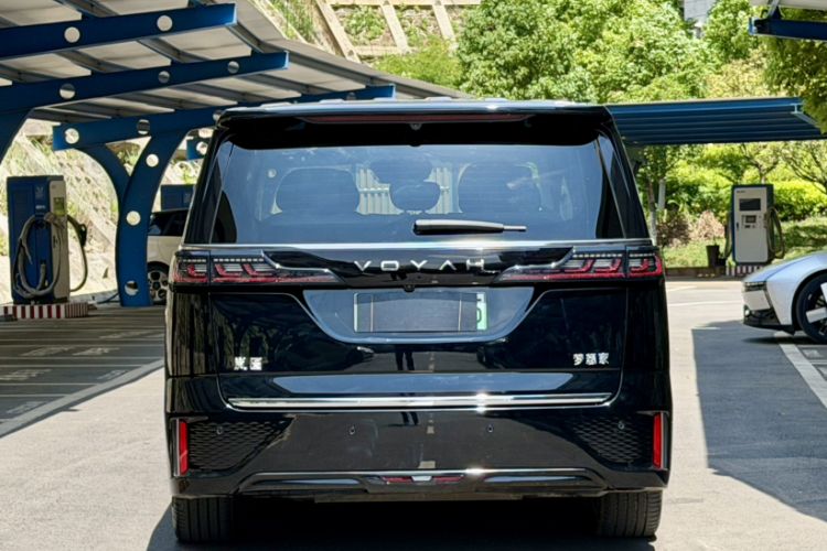 Used VOYAH Dream 2025 PHEV Four-Wheel Drive Prestige Qiankun Edition Exterior 6