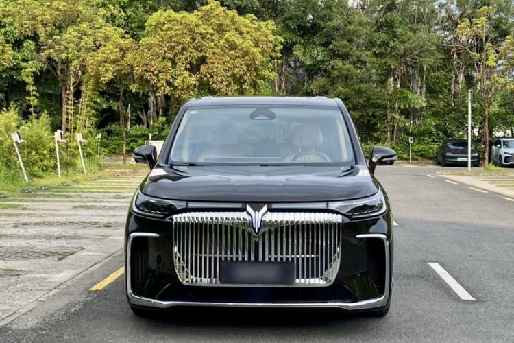 Used VOYAH Dream 2025 PHEV Four-Wheel-Drive Flagship Kunpeng Edition Exterior 7