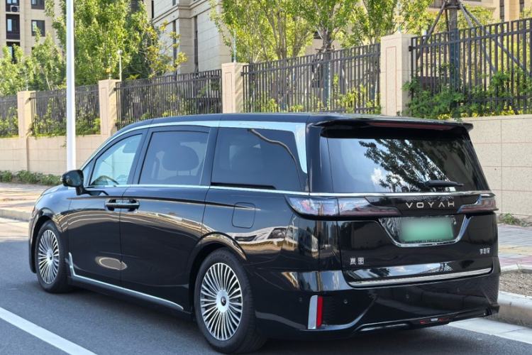 Used VOYAH Dream 2025 PHEV Four-Wheel-Drive Flagship Kunpeng Edition Exterior 7