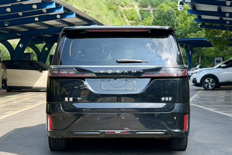 Used VOYAH Dream 2025 EV Long-range Century Edition Exterior 7