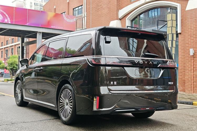 Used VOYAH Dream 2025 PHEV Four-Wheel Drive Prestige Qiankun Edition Exterior 8