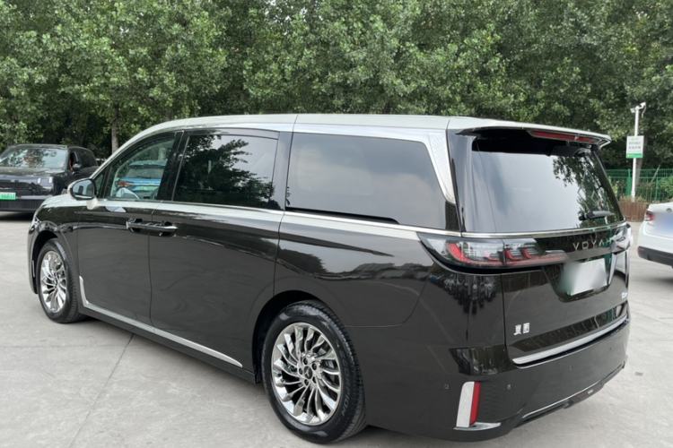 Used VOYAH Dream 2025 EV Four-Wheel-Drive Flagship Qiankun Version Exterior 9