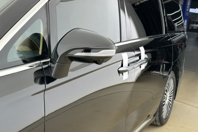 Used VOYAH Dream 2025 PHEV Four-Wheel Drive Excellence Kunpeng Edition Exterior 9