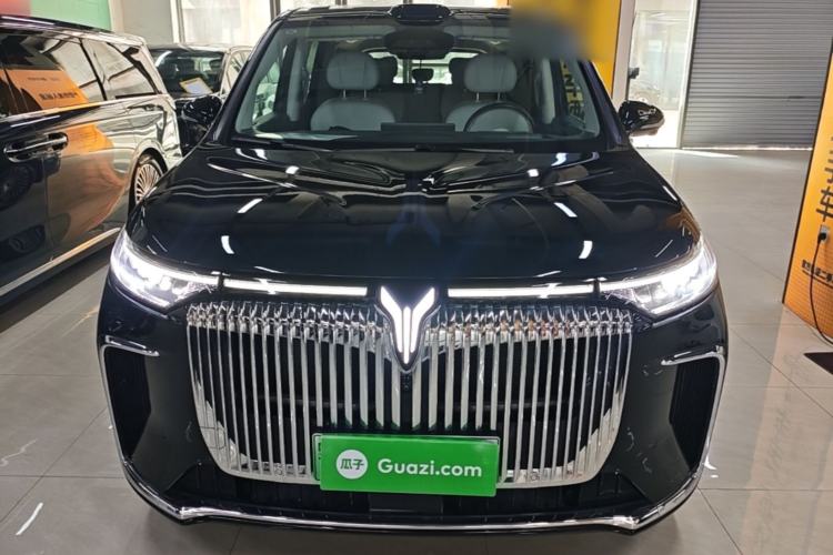 Used VOYAH Dream 2025 PHEV Four-Wheel Drive Prestige Qiankun Edition Front