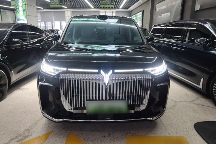 Used VOYAH Dream 2025 PHEV Four-Wheel Drive Prestige Qiankun Edition Front