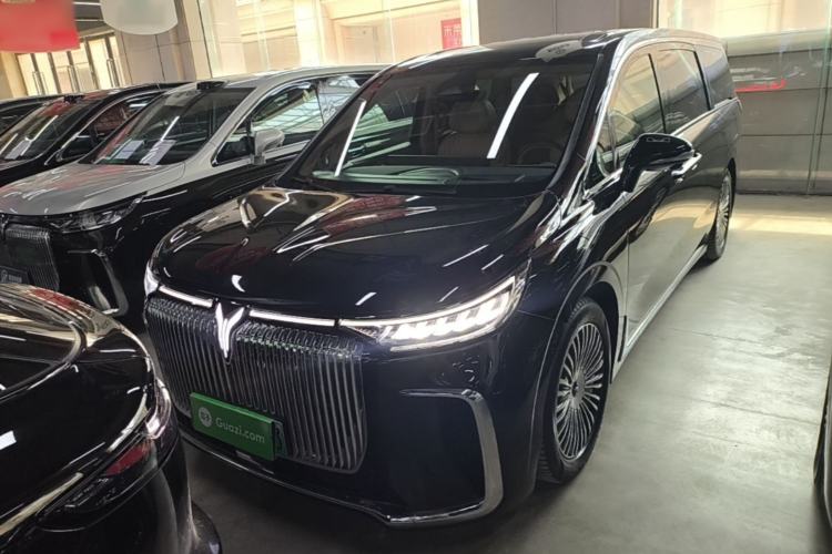 Used VOYAH Dream 2025 PHEV Four-Wheel-Drive Flagship Kunpeng Edition Front