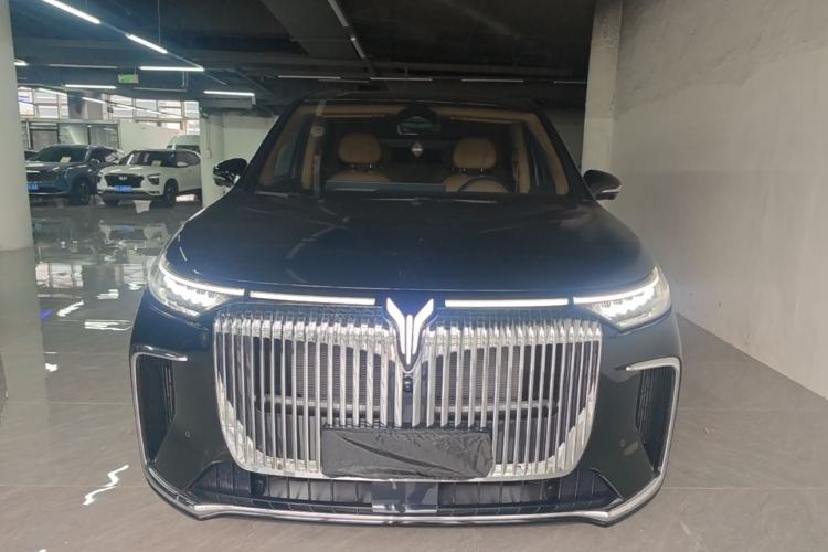 Used VOYAH Dream 2025 PHEV Four-Wheel Drive Prestige Kunpeng Edition Front