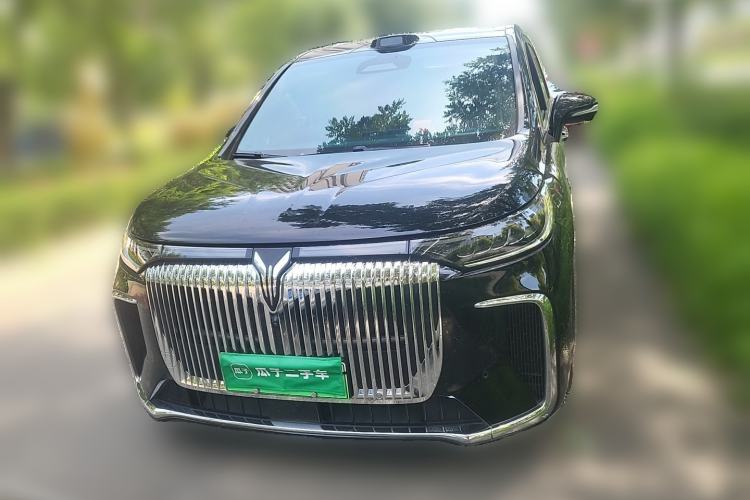 Used VOYAH Dream 2025 PHEV Four-Wheel-Drive Flagship Version – Qiankun Edition Front