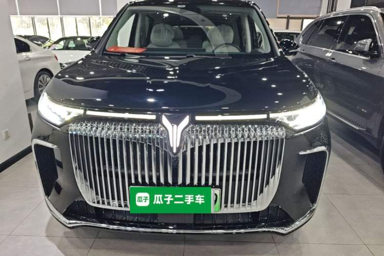 Used VOYAH Dream 2025 PHEV Four-Wheel Drive Prestige Kunpeng Edition Front
