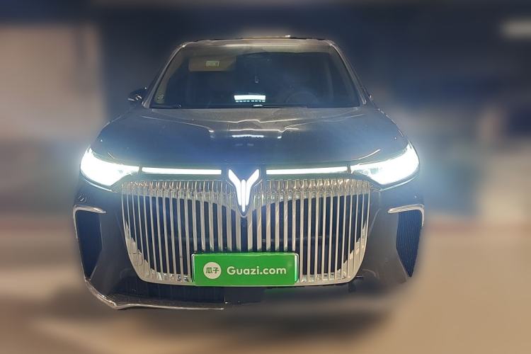 Used VOYAH Dream 2025 PHEV Four-Wheel Drive Excellence Kunpeng Edition Front