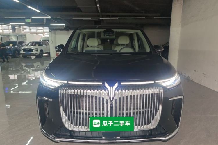 Used VOYAH Dream 2025 PHEV Four-Wheel Drive Prestige Kunpeng Edition Front