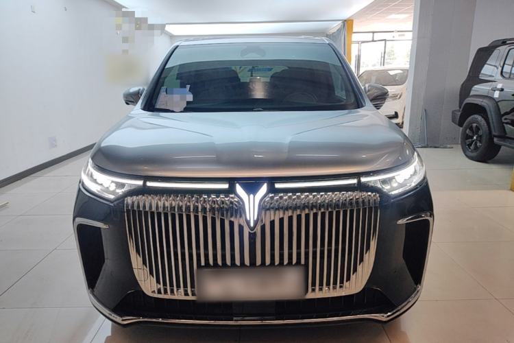 Used VOYAH Dream 2025 PHEV Four-Wheel Drive Excellence Kunpeng Edition Front