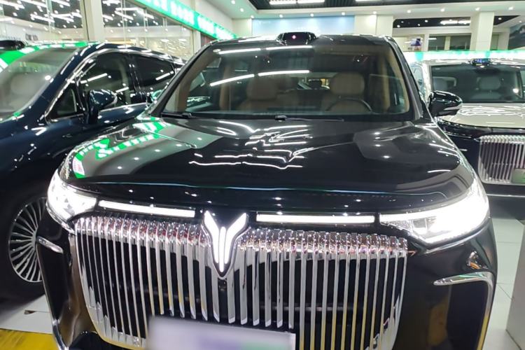 Used VOYAH Dream 2025 PHEV Four-Wheel Drive Prestige Qiankun Edition Front