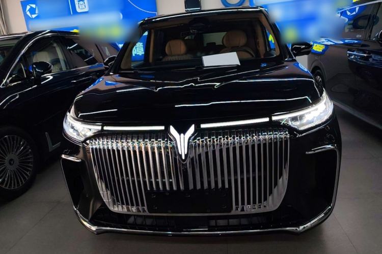 Used VOYAH Dream 2025 PHEV Four-Wheel-Drive Flagship Kunpeng Edition Front