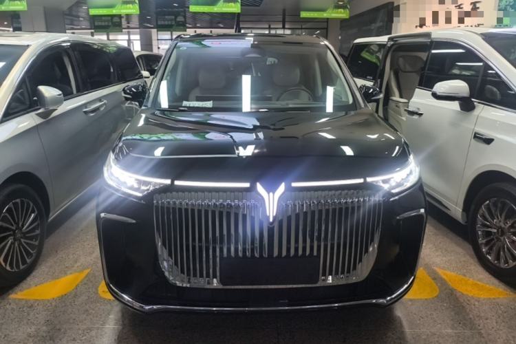Used VOYAH Dream 2025 PHEV Four-Wheel Drive Prestige Kunpeng Edition Front