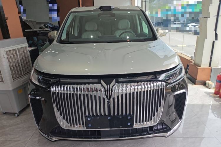 Used VOYAH Dream 2025 EV Four-Wheel-Drive Flagship Qiankun Version Front
