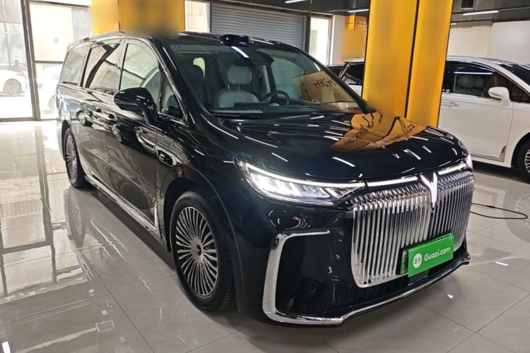 Used VOYAH Dream 2025 PHEV Four-Wheel Drive Prestige Qiankun Edition Front Right 45 Deg