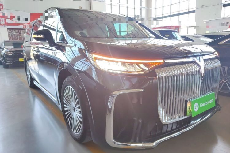 Used VOYAH Dream 2025 PHEV Four-Wheel Drive Prestige Kunpeng Edition Front Right 45 Deg