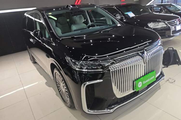 Used VOYAH Dream 2025 PHEV Four-Wheel Drive Prestige Qiankun Edition Front Right 45 Deg
