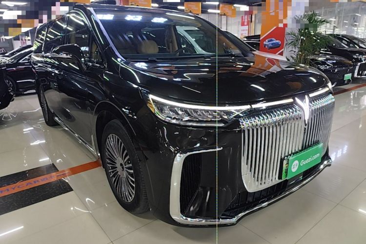 Used VOYAH Dream 2025 PHEV Four-Wheel Drive Prestige Kunpeng Edition Front Right 45 Deg