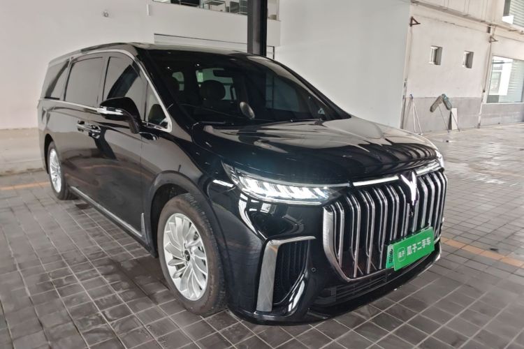 Used VOYAH Dream 2025 PHEV Four-Wheel Drive Excellence Kunpeng Edition Front Right 45 Deg